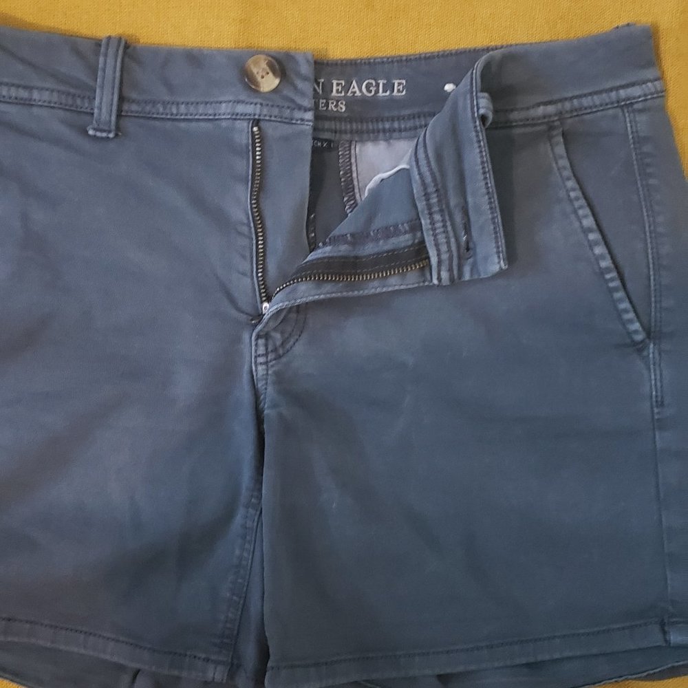 American Eagle Twill Mid-Rise Midi Shorts